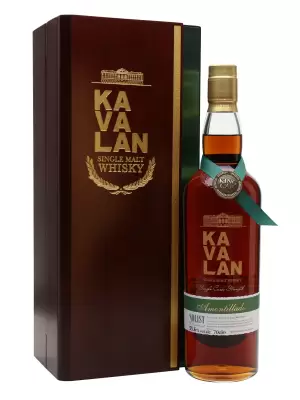 Kavalan SOLIST Amontillado Cask 56,3% Vol. 0,7l u drvenoj poklon kutiji