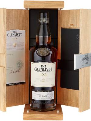 The Glenlivet 25 Years Old XXV Single Malt Scotch Whisky 43% Vol. 0,7l in Wooden case