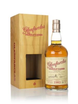 Glenfarclas THE FAMILY CASKS Single Cask WINTER 2019 Sherry Hogshead 1977 43,6% Vol. 0,7l u drvenoj poklon kutiji