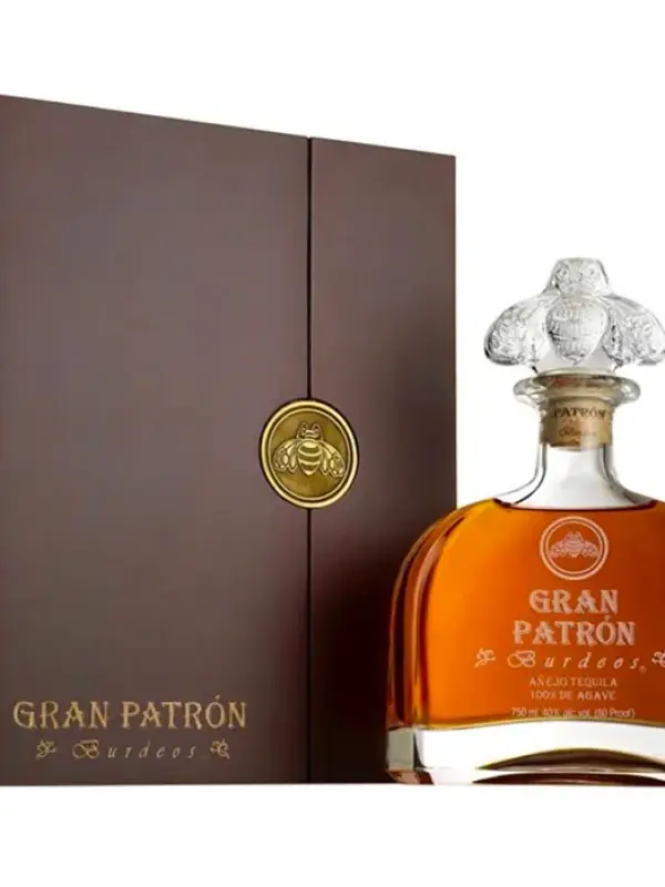 Gran Patrón Tequila BURDEOS Añejo 100% de Agave 40% Vol. 0,7l u drvenoj poklon kutiji 2857