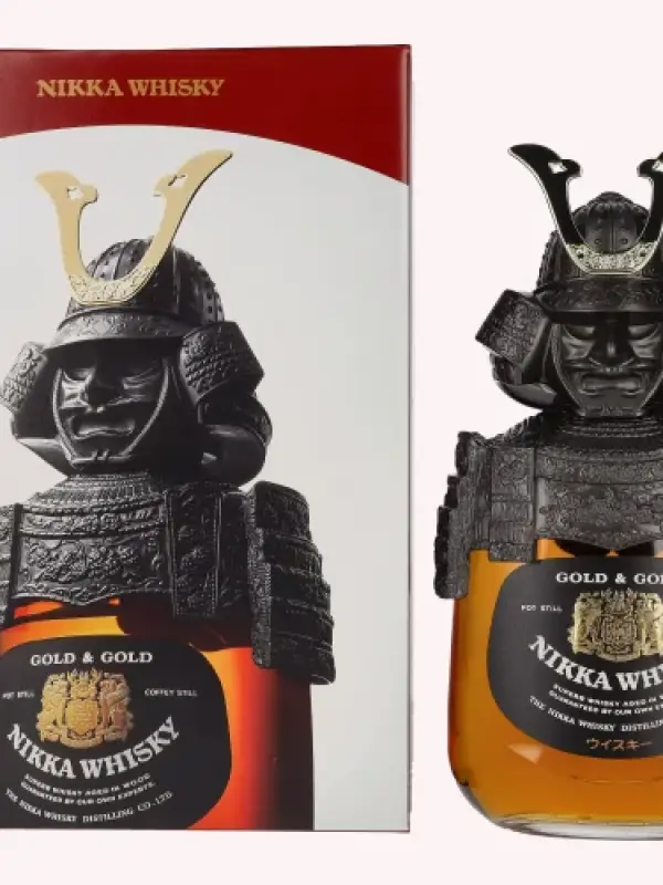 Nikka Gold & Gold Samurai Whisky METALL 43% Vol. 0,75l u poklon kutiji 2328